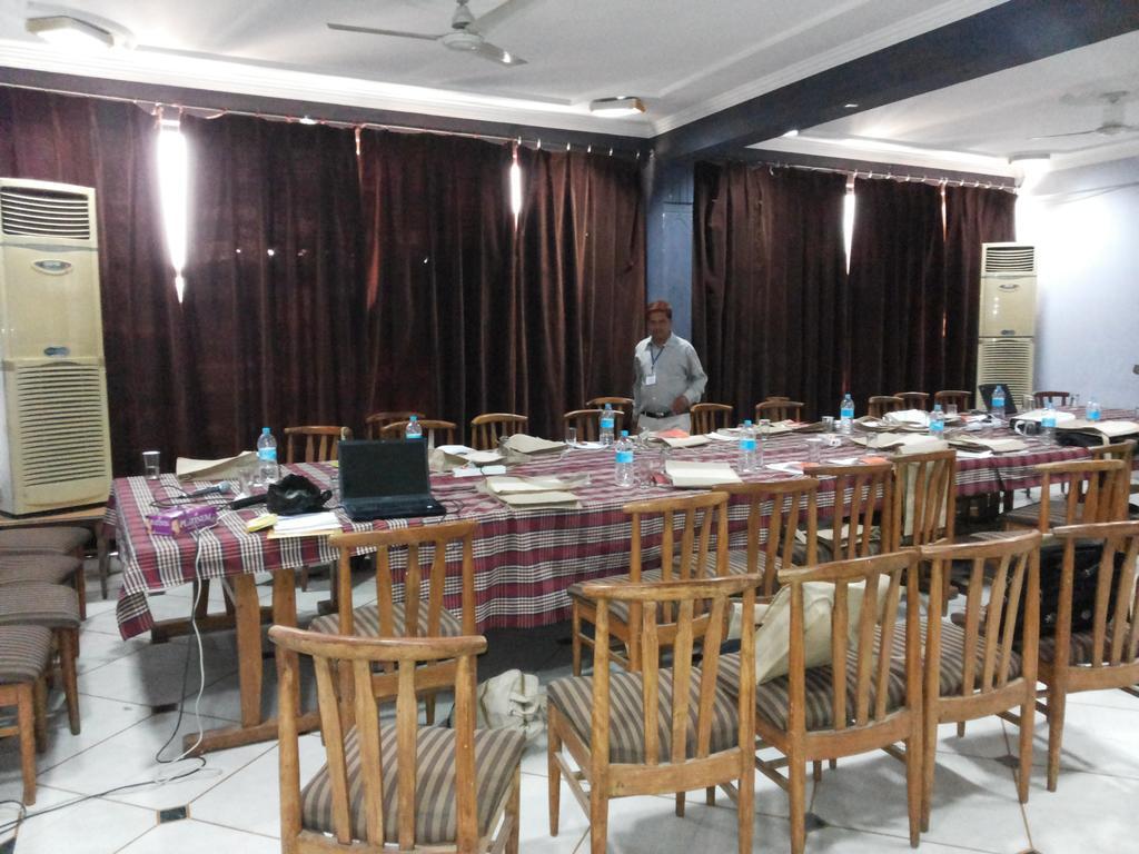 Hotel Saurab Dehradun Exterior photo