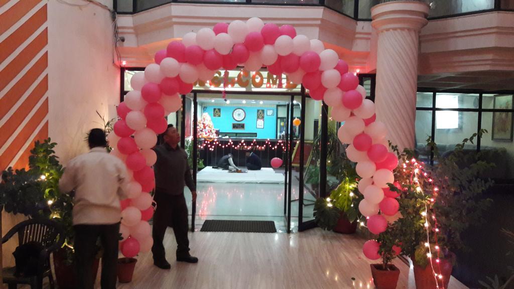 Hotel Saurab Dehradun Exterior photo